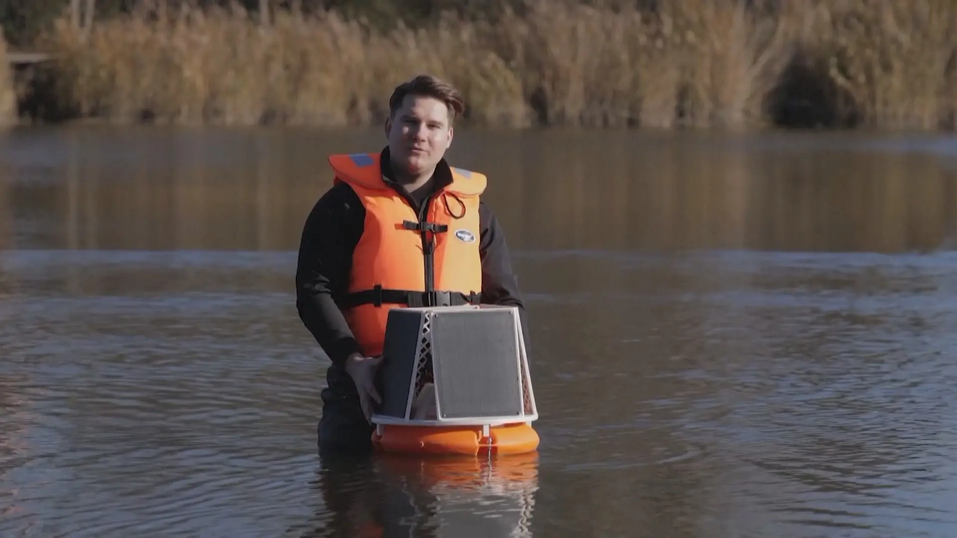 Thiết bị AI giám sát ô nhiễm nước giành giải thưởng Dyson